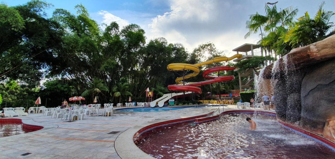 Golden Dolphin Park Aquatico 24 Caldas Novas
